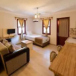 Vira Hotel 4*