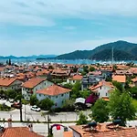 Hotel Vira 4*