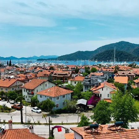Szálloda Vira *